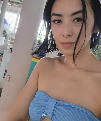 👠
Мои нежные руки и сладкие губы сведут тебя с ума, а мои умения доставят настоящее блаженство и удовольствие. 😘
Кроме классического секса, я готова предложить тебе множество других услуг, таких как эротический массаж, ролевые игры, стриптиз и многое другое. 💃
Мои фото подтверждают мою красоту и сексуальность, а отзывы моих довольных клиентов говорят о моем профессионализме. 💯
Позволь себе окунуться в мир наслаждения и страсти со мной – не пожалеешь! 😉🔥
+7 XXX XXX XX XX, в Москве жду тебя! 🌃 Ритуха